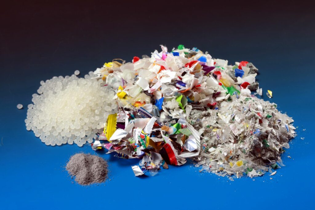 Characterization of plastic containing waste fractions