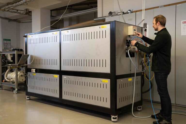 Abb 3 CVD 4 mit Patrick Engemann komp 768x512