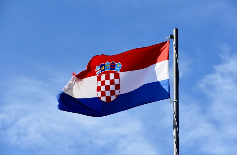 Croatian flag 1 29773108000 2 768x501