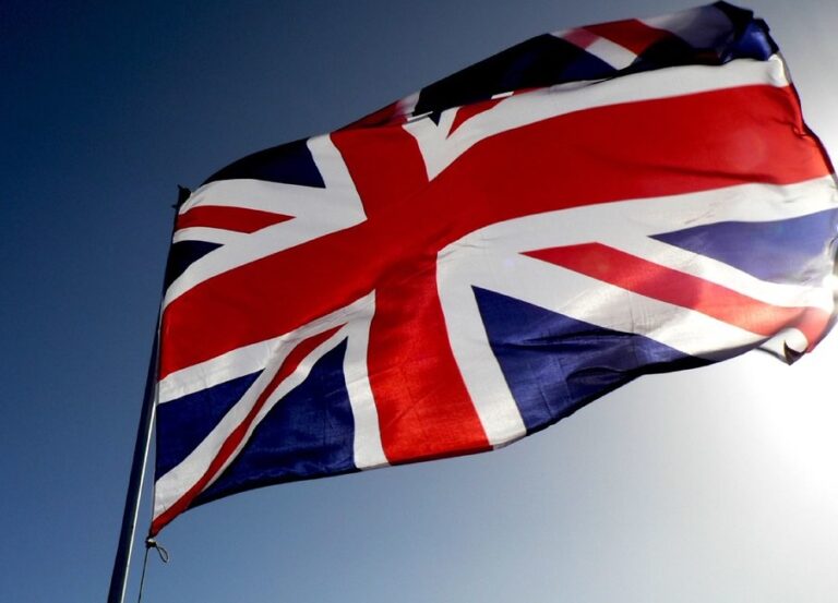 1978964397 864791e391 b 7 768x553