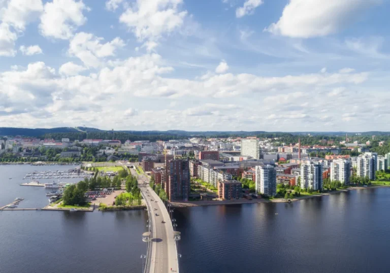 shutterstock 775167682.jpg 768x538